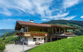 Ferienwohnung Ausblick Zillertal
